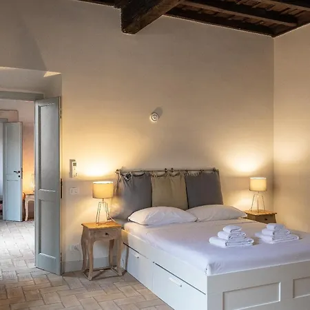 Apartment Historical - Arco Dei Banchi Rome