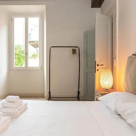 Historical - Arco Dei Banchi Apartment Rome
