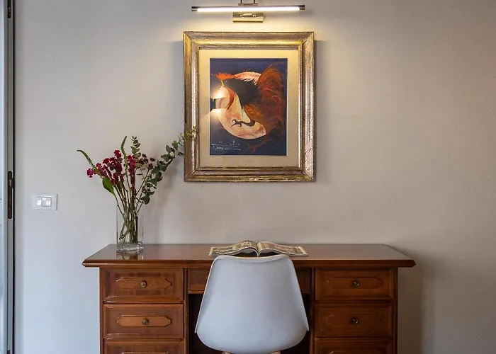 Historical - Arco Dei Banchi