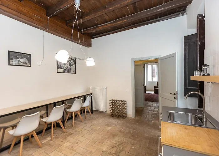 Historical - Arco Dei Banchi